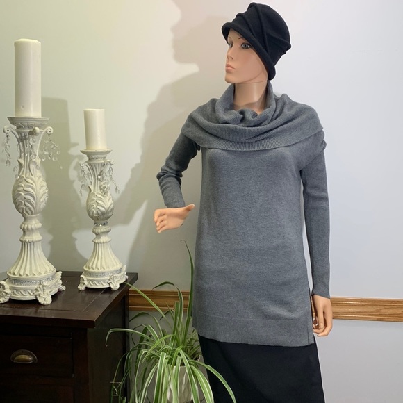 Caslon Sweaters - Caslon cute sweater size S bundle up to save